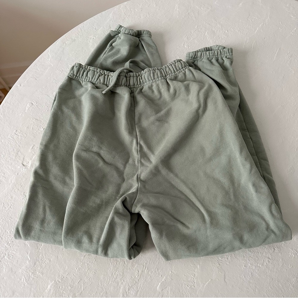 boys lie sweatpants